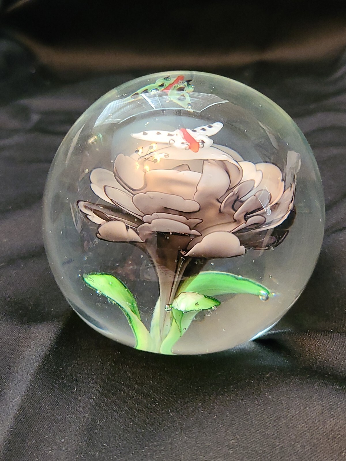 Large Vintage Art Glass Paperweight 3.25″ Purple Flower Butterflies