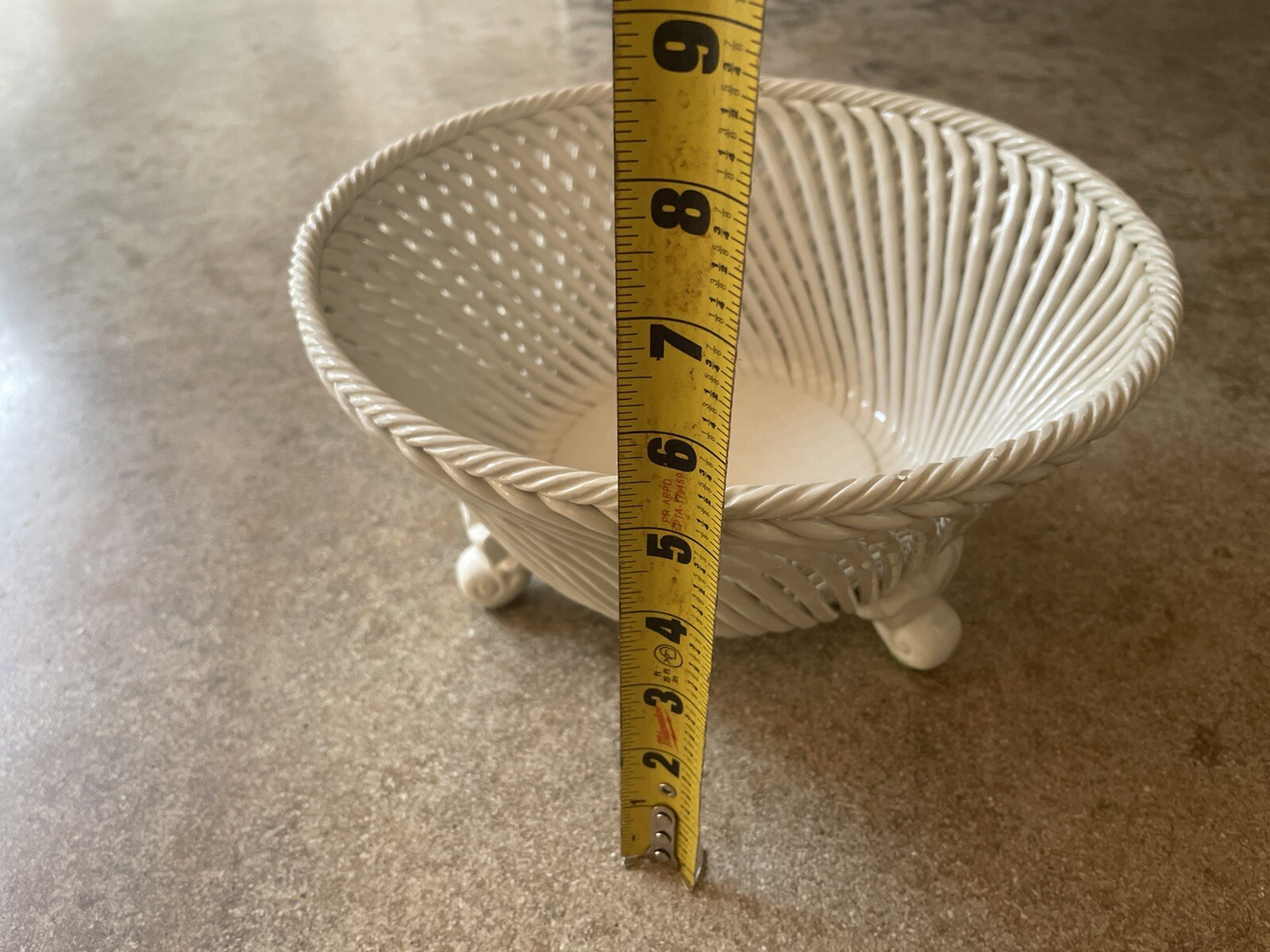 Vintage Elegant Basket Weave Ceramic Bowl – Europe – Mid 20th Century – Bassano