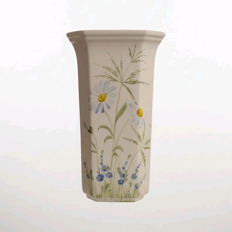 Ceramiche Leonardo Italian Hand Painted Floral Ceramic Decorative Vase
