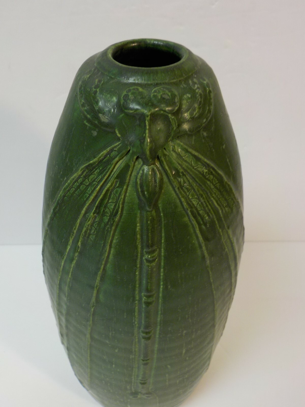 EPHRAIN Faience Pottery Frog-Skin 11.5″ Matte Vase, signed Kevin Hicks
