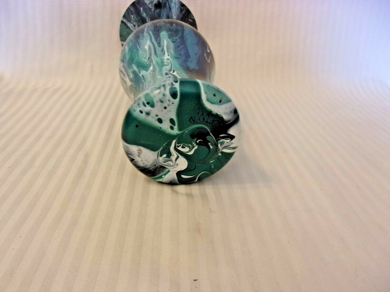 Hand Blown Glass Art Flower Vase Multicolored Green & White 9″ Tall
