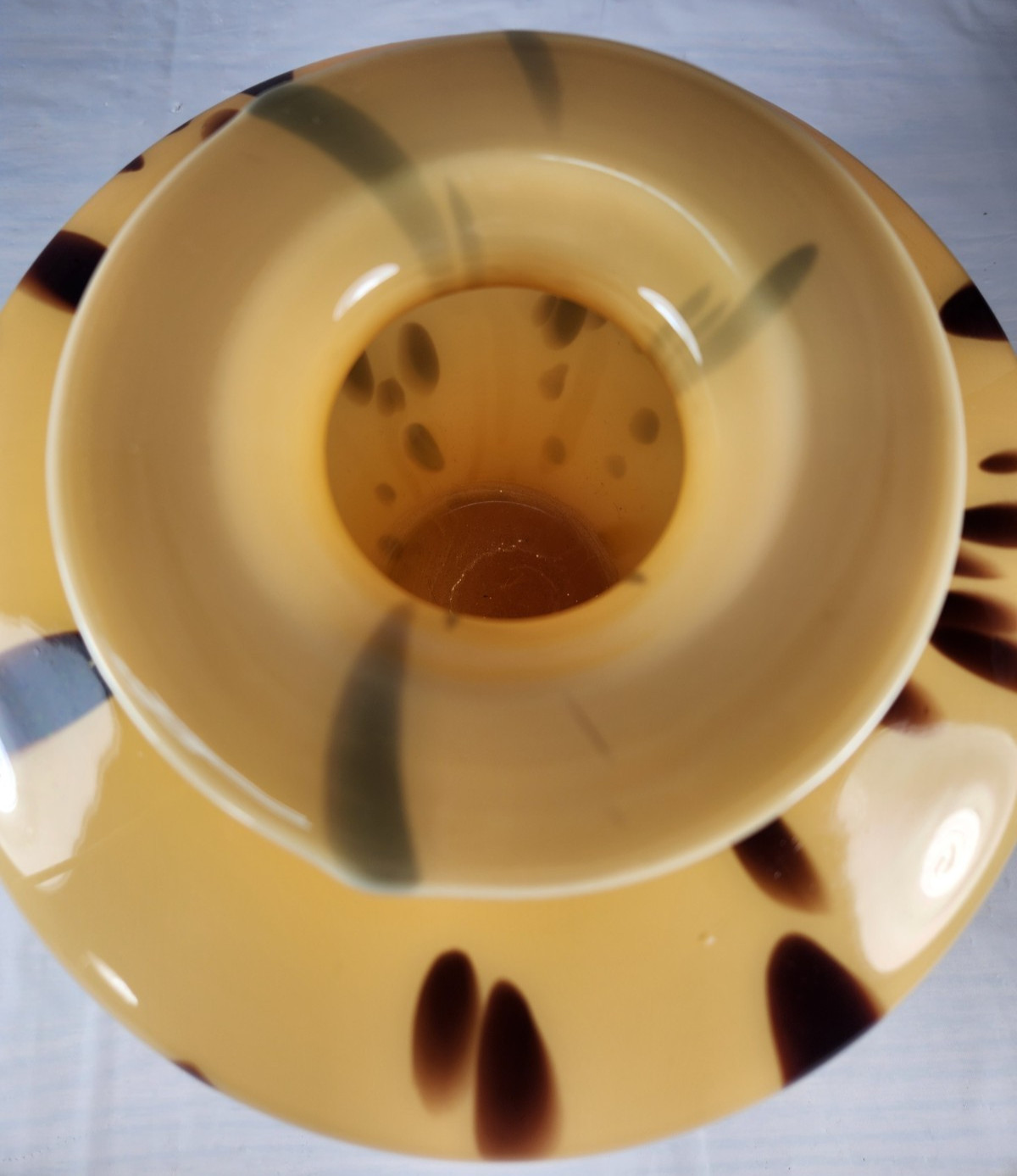 MCM Murano Hand Blown Art Glass Vase Elegant Brown & Beige 9″ Tall-Vintage-