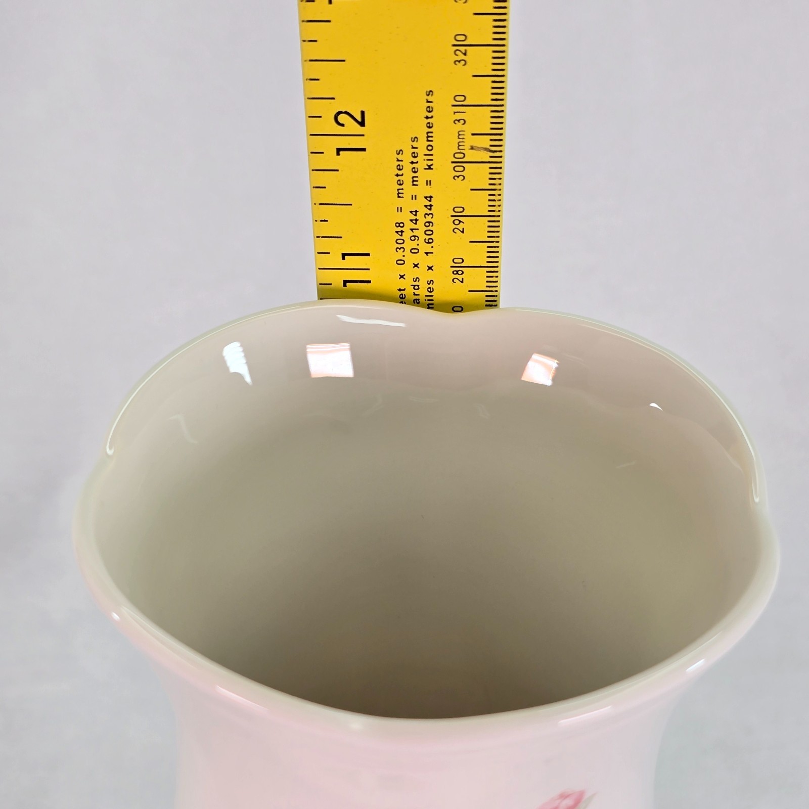 LENOX Porcelain 10.5″ White Vase BUTTERFLY MEADOW Pink Flowers Bees