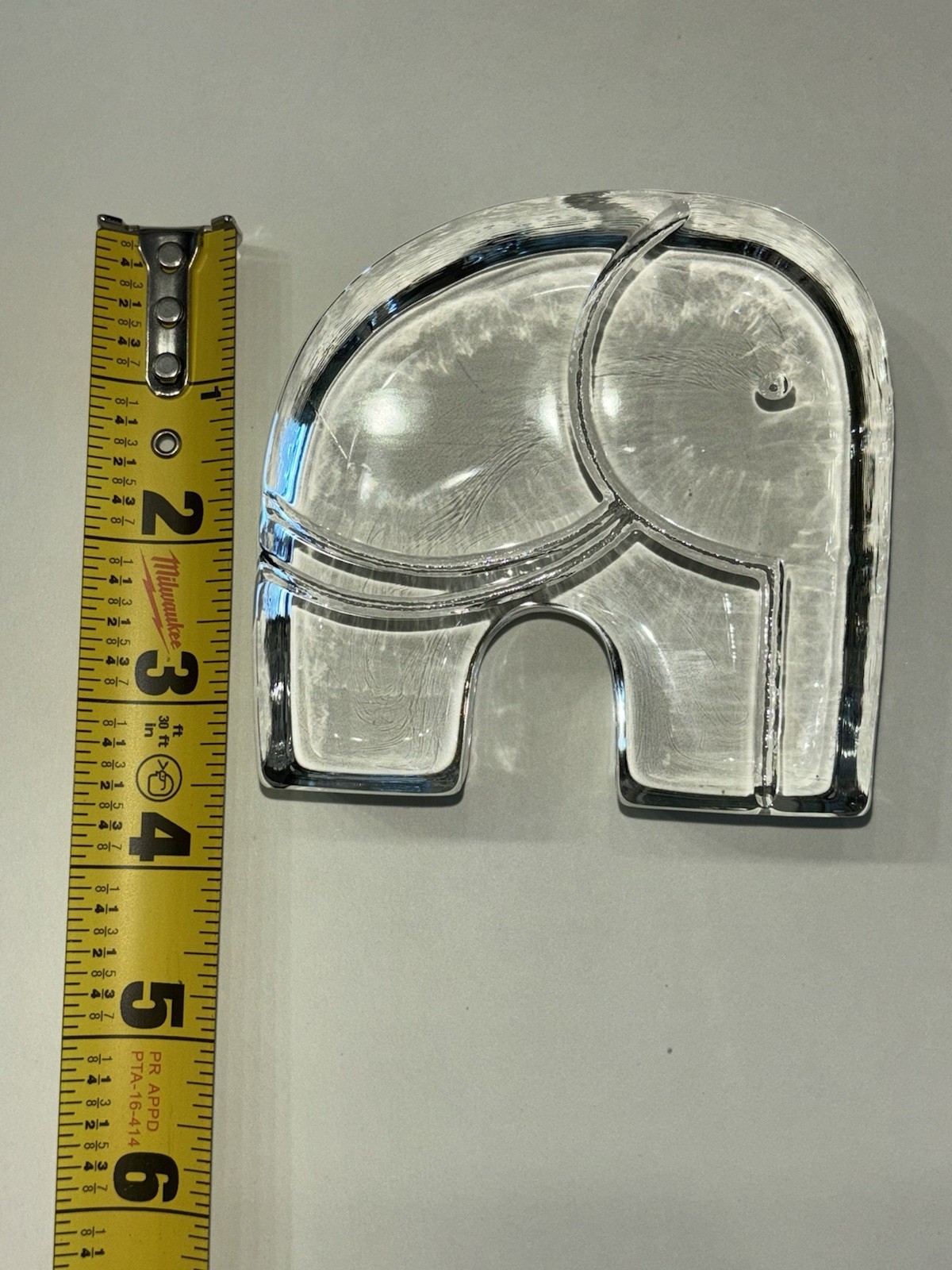 Vintage Kosta Boda elephant from the Zoo Series also referred to as Boda Zoo (g