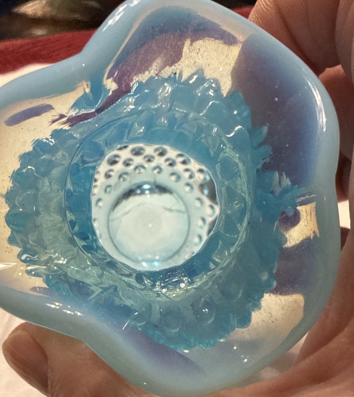 G84-Fenton Vase Opalescent Aqua Blue Hobnail Crimped Edges Vintage 3 1/2″ Tall