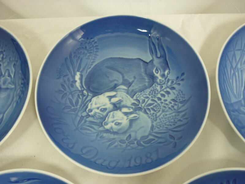 B & G Bing & Grondahl Blue Mothers Day “Mors Dag” Plate Lot 5 1979, 81-4 22J074