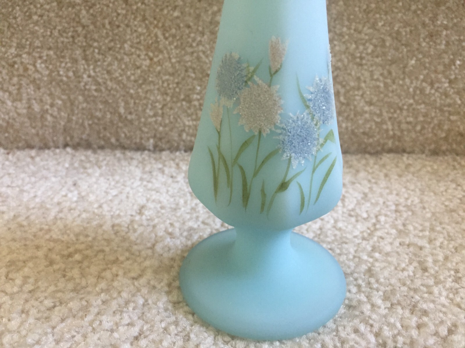 Fenton Bud Vase Frosted Sparkle Aster Flowers on Blue Custard Wagner FREE SHIP