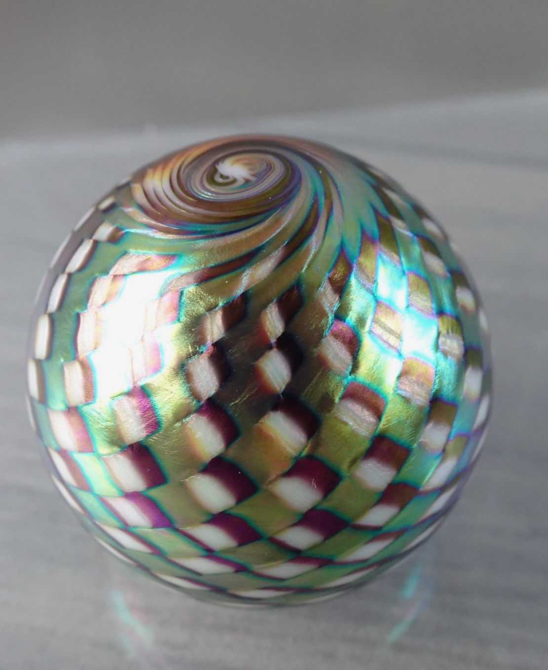 Miniature 1998 Signed Stuart Abelman Art Glass Iridescent Diamond Paperweight