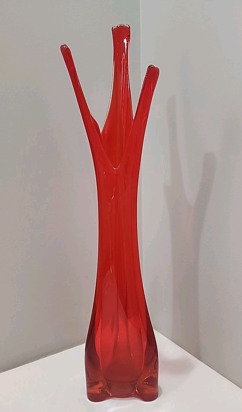 Viking Glass PERSIMMON / ORANGE Three Foil / Finger Swung Vase 25 1/4″ H