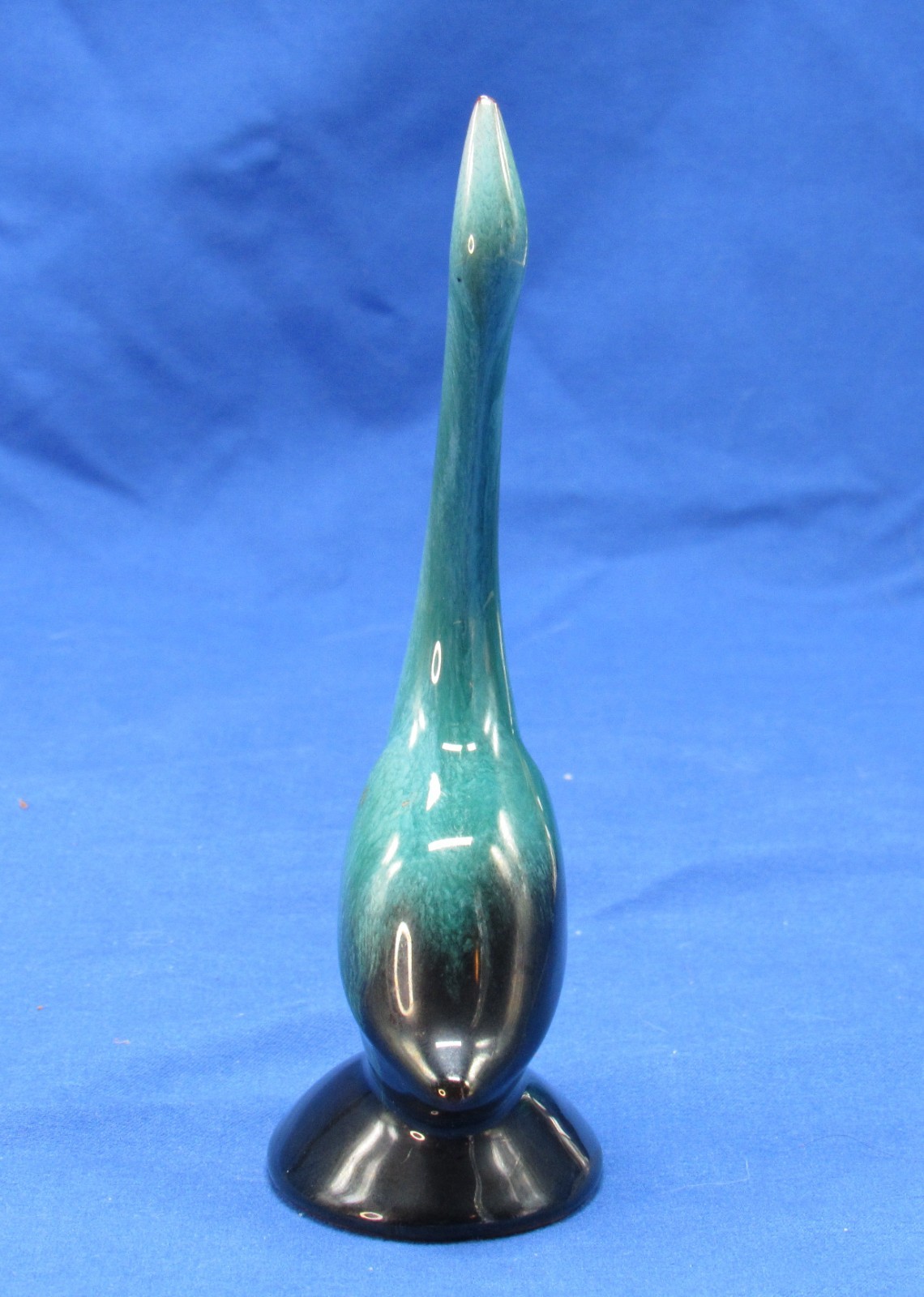 VTG Blue Mountain Pottery 5 1/2″ Long Neck Goose – Preowned