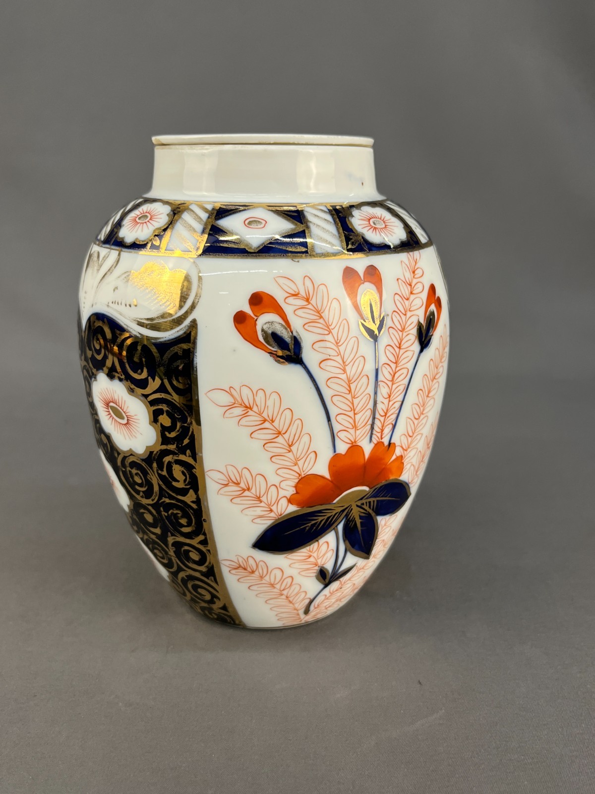 19th c. Schoenau Bros German Porcelain IMARI 6 1/2″ Ginger Jar w/Lid 1887-96