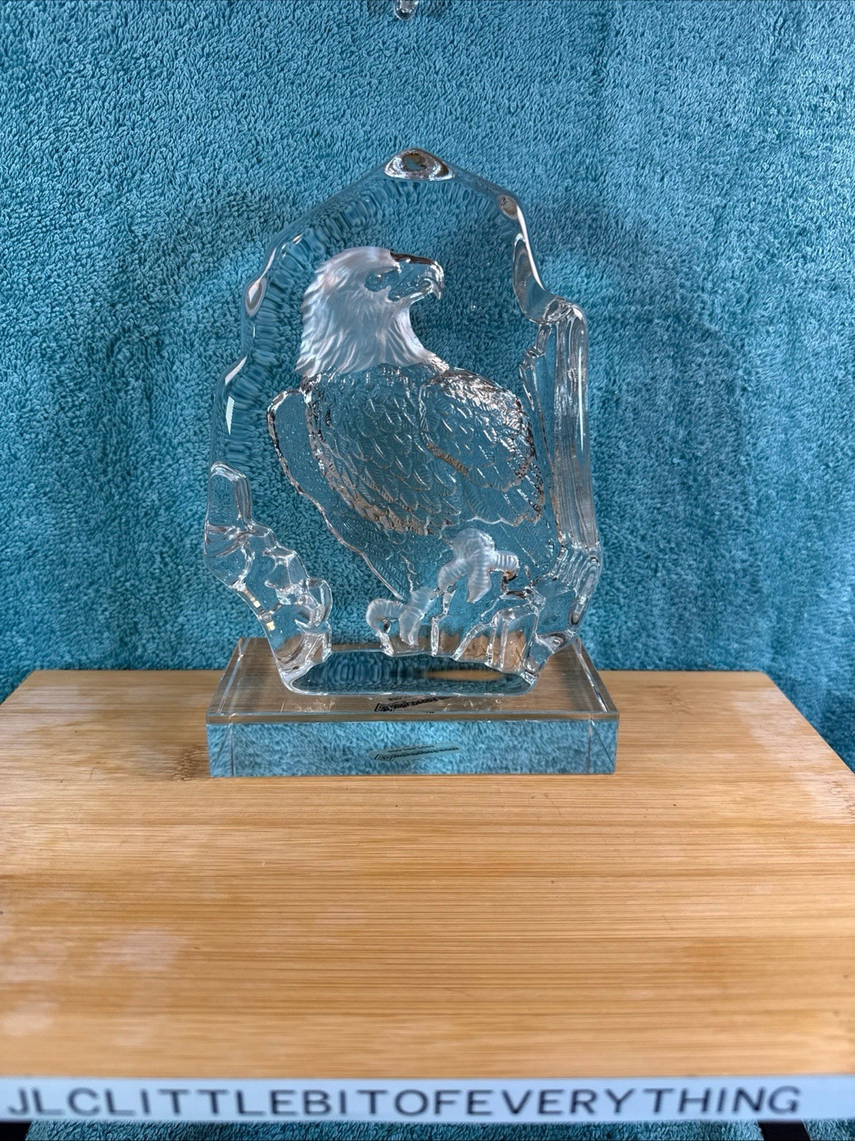 Eagle Glass Trophy Cry205 Comes With Box