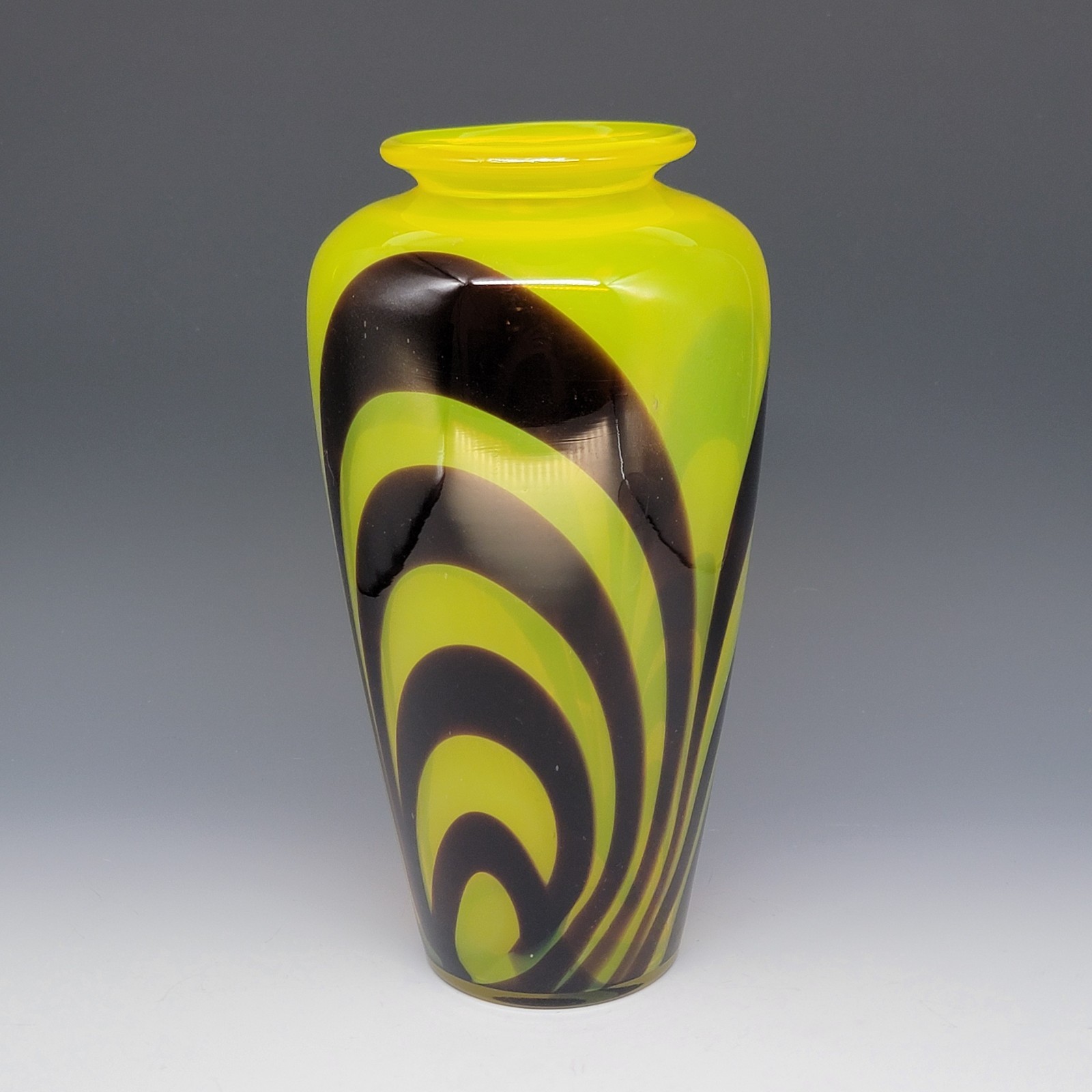 Yellow Blown Glass Vase With Brown Swirls 9.75″ Tall UV Reactive Cadmium GLOWS