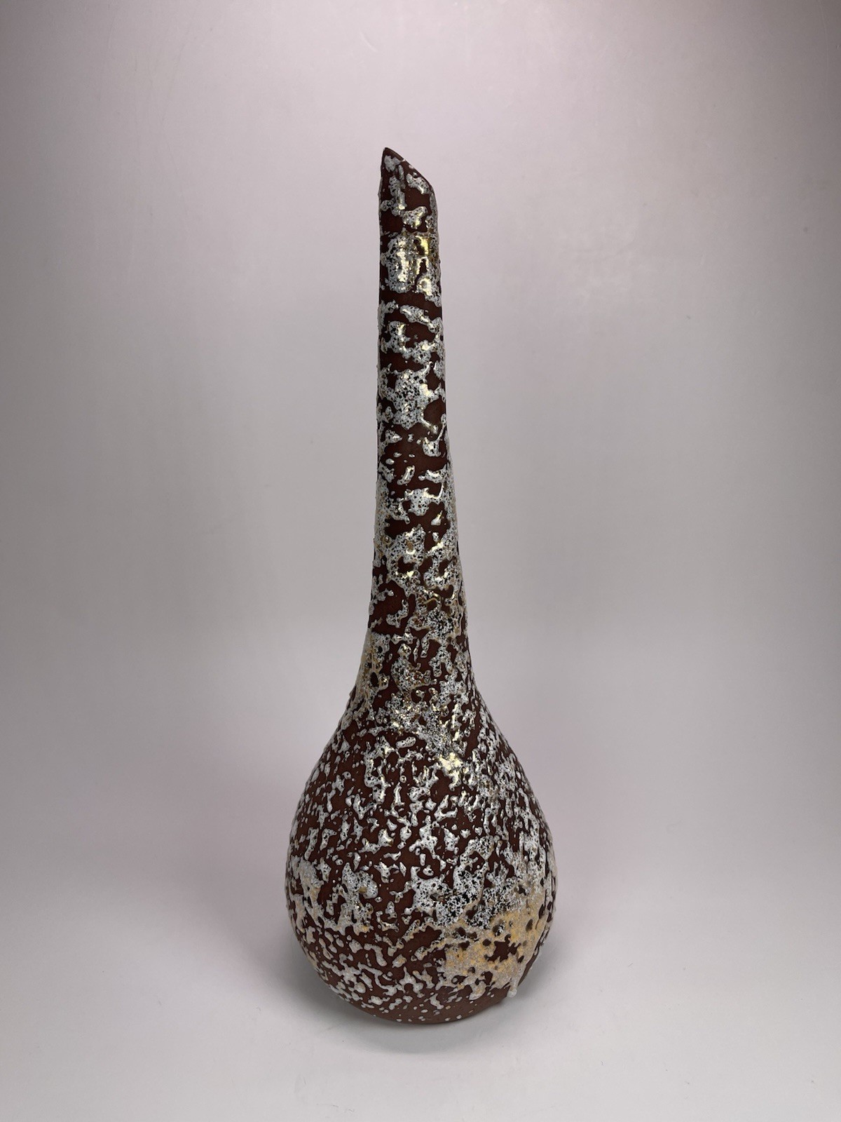 Vtg MCM Art Pottery Bud Vase Brown White Lava Style Splatter Gold Luster 10”