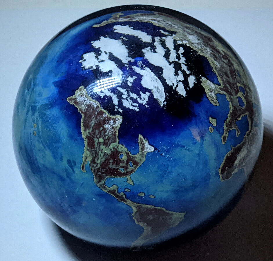Beautiful 2001 Lundberg Studios Earth Globe Paperweight 3.25in.