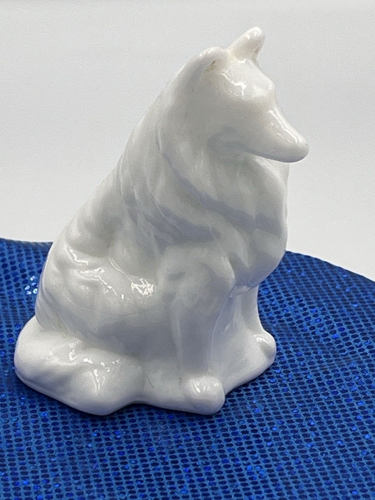 Mosser Milk Glass Collie /Sheltie Dog Puppy Figurine Vintage New Old Stock