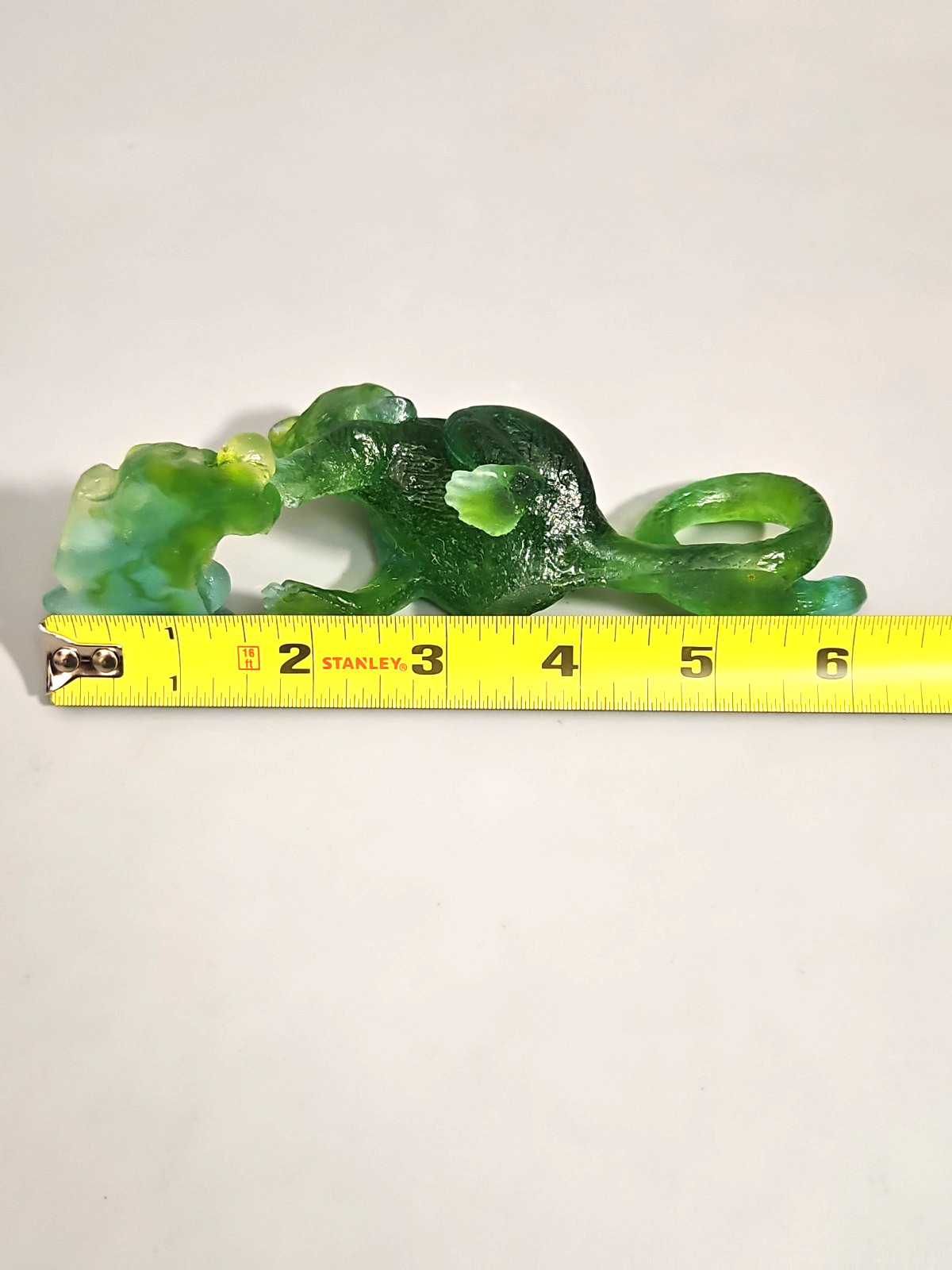 stunning DAUM – SINGE MONKEY GREEN PATE-DE-VERRE Art Glass FIGURINE PAPERWEIGHT
