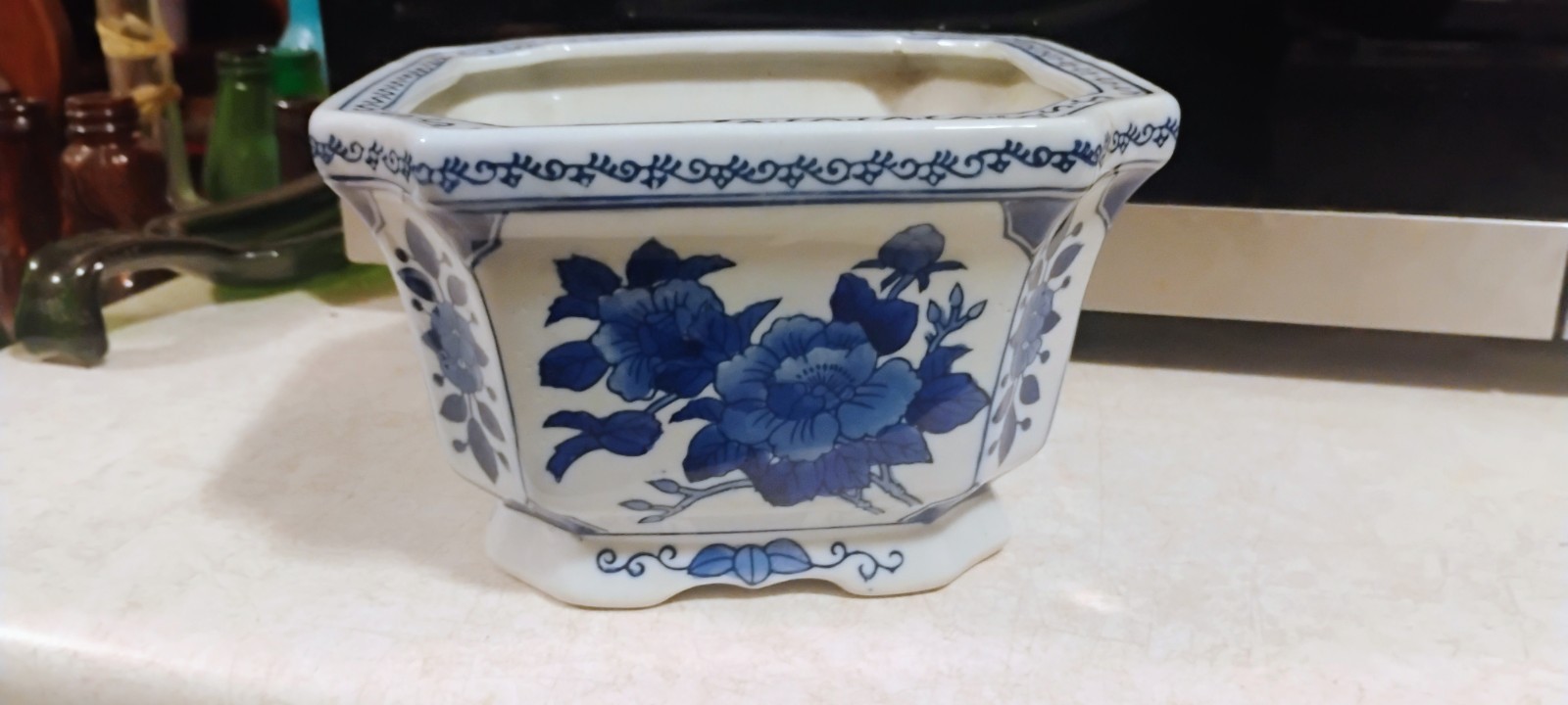 Blue & White Floral Octagonal Glazed Ceramic Planter Pot Blue and White Pottery