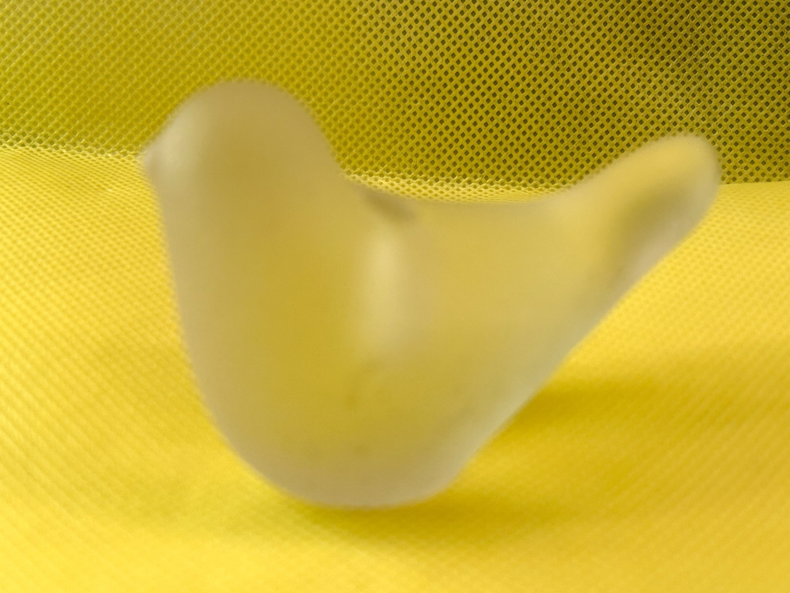 Frosted Satin Art Glass Dove Bird Figurine Paperweight Candle Holder 2 inches