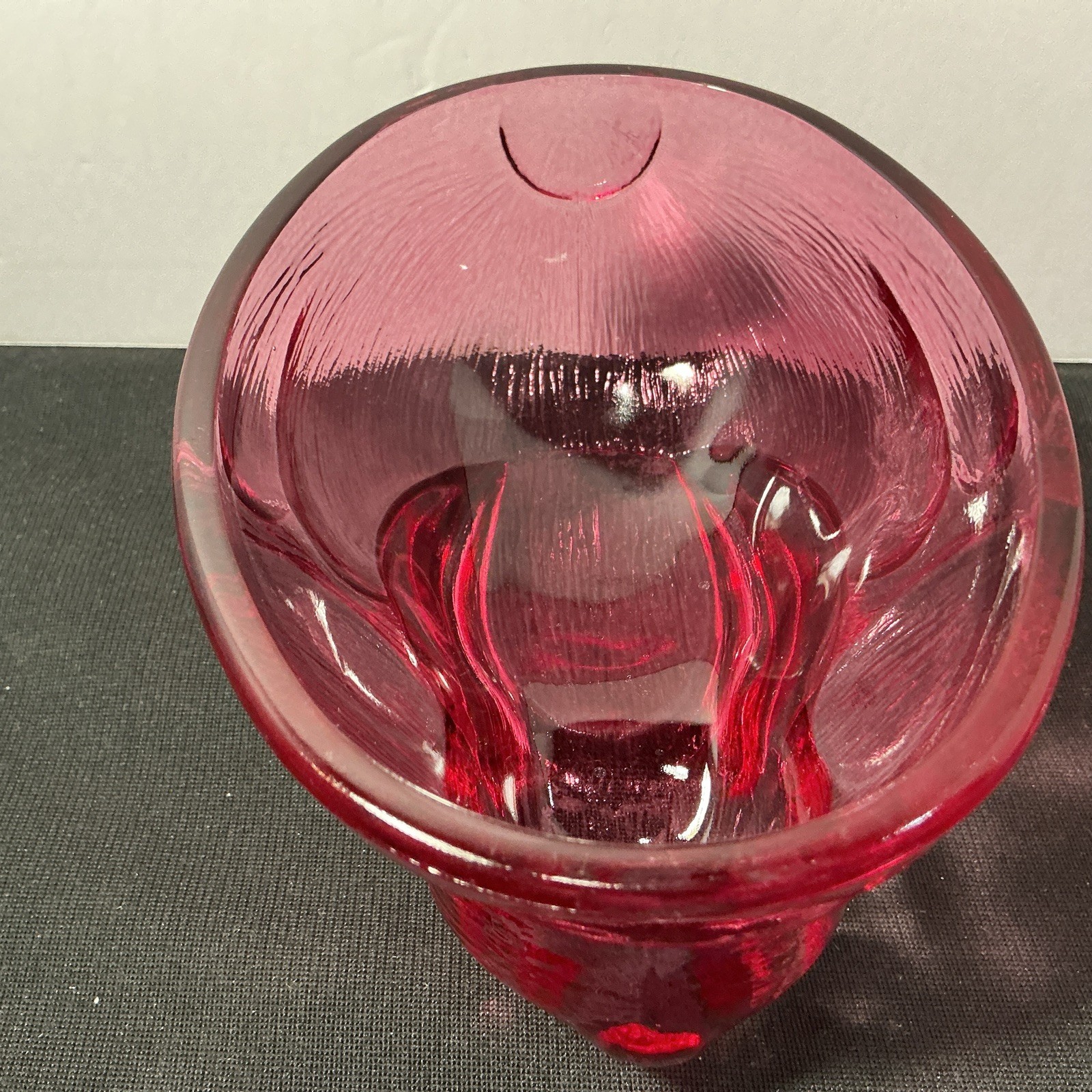 Vintage Cranberry Bunny On Nest Indiana Glass 7”