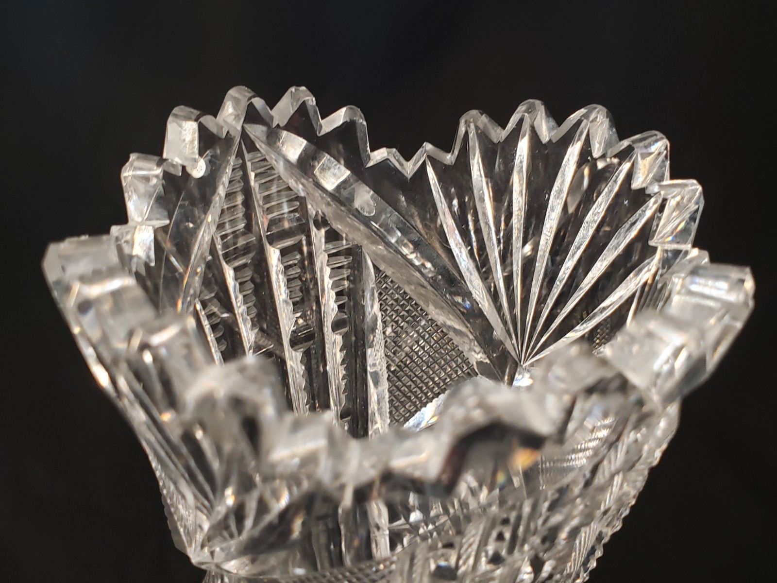 American Brilliant Signed Libby Intricate Cut Crystal Vase ABP 10″ Exquisite ABP