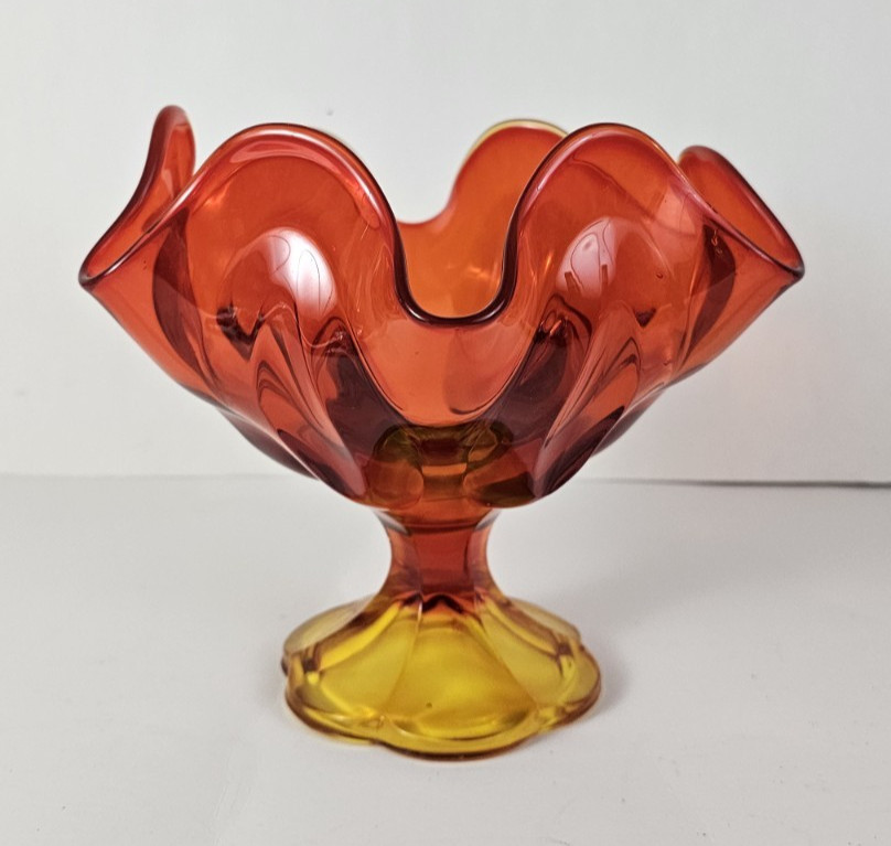Amberina Glass Pedestal Handkerchief Vase / Bowl / Compote L.E. SMITH UV GLOWS