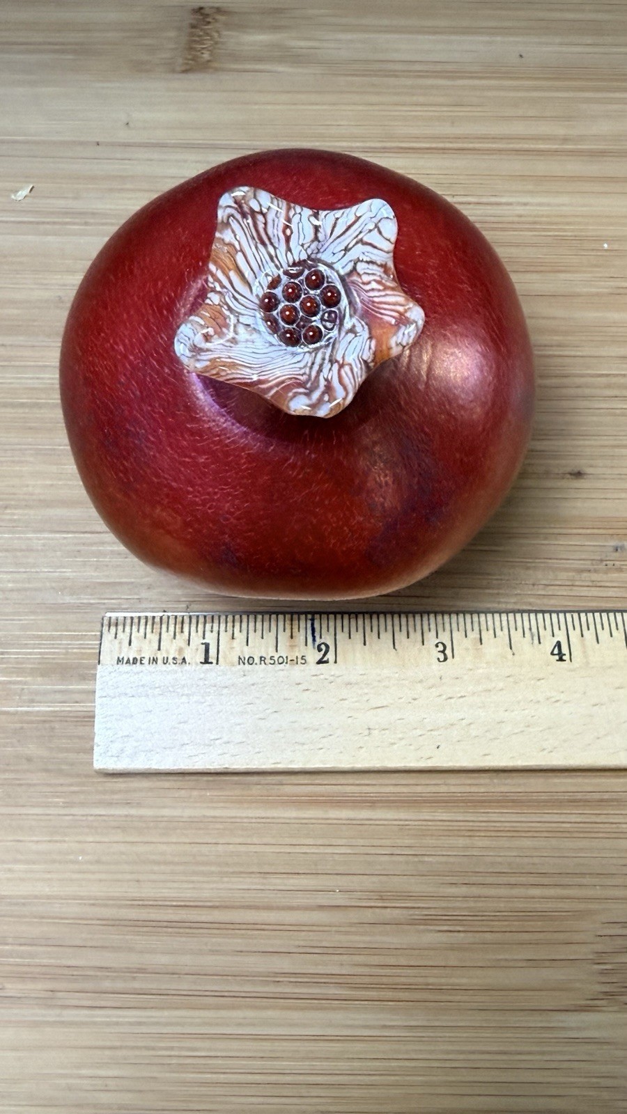 Orient & Flume Signed Art Glass Pomegranate Paperweight Original Sticker