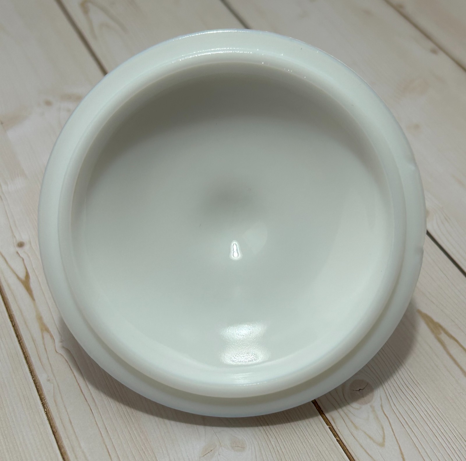 Vintage Fenton Hobnail Milk Glass Trinket Vanity Puff Box ~ Chipped Lid