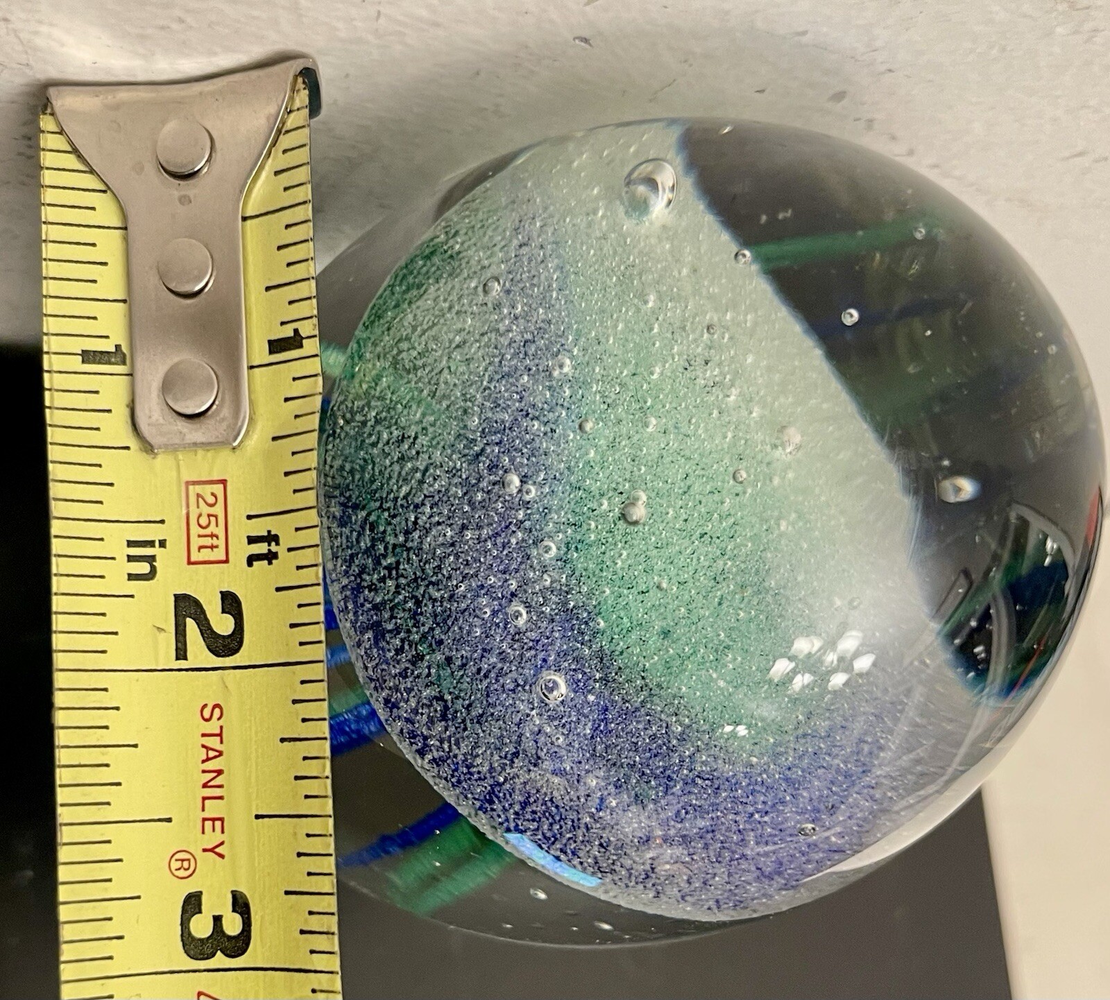 Blue & Green Glow in the Dark Jelly Fish Paperweight 4.75” tall EUC!