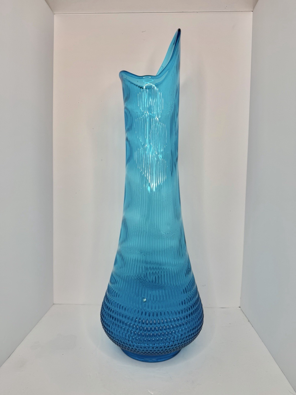 HTF Vintage MCM LE Smith Squatty Fat Nubby Swung Vase In Colonial Blue 25.25”