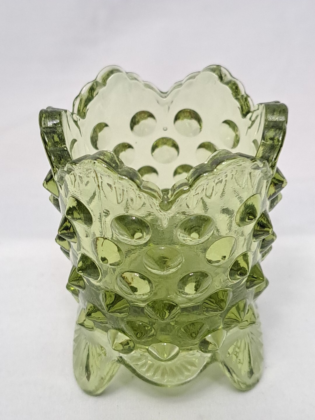 Vintage Fenton Colonial Green Hobnail Side Spikes 3 Footed Toothpick Holder Nice