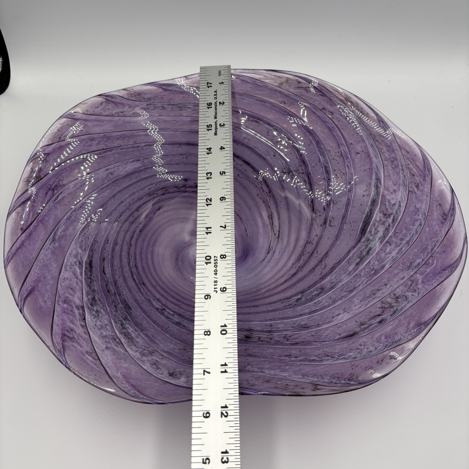 Vintage Robert Eickholt 2005 Art Glass Bowl Ruffled Wide Vase Swirl Purple VBAI
