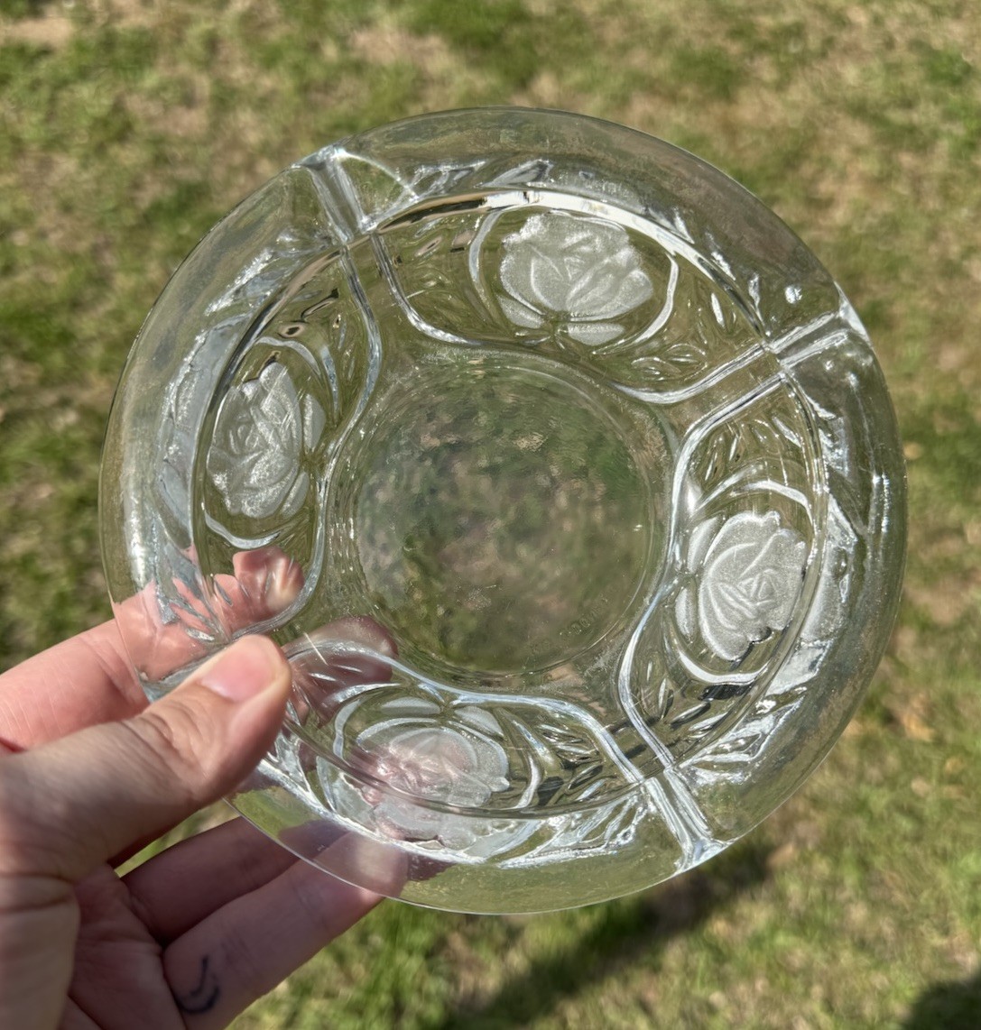 Vintage 6″ Glass Ashtray KIG Indonesia Pressed Frosted Glass Rose Pattern 4 Rest