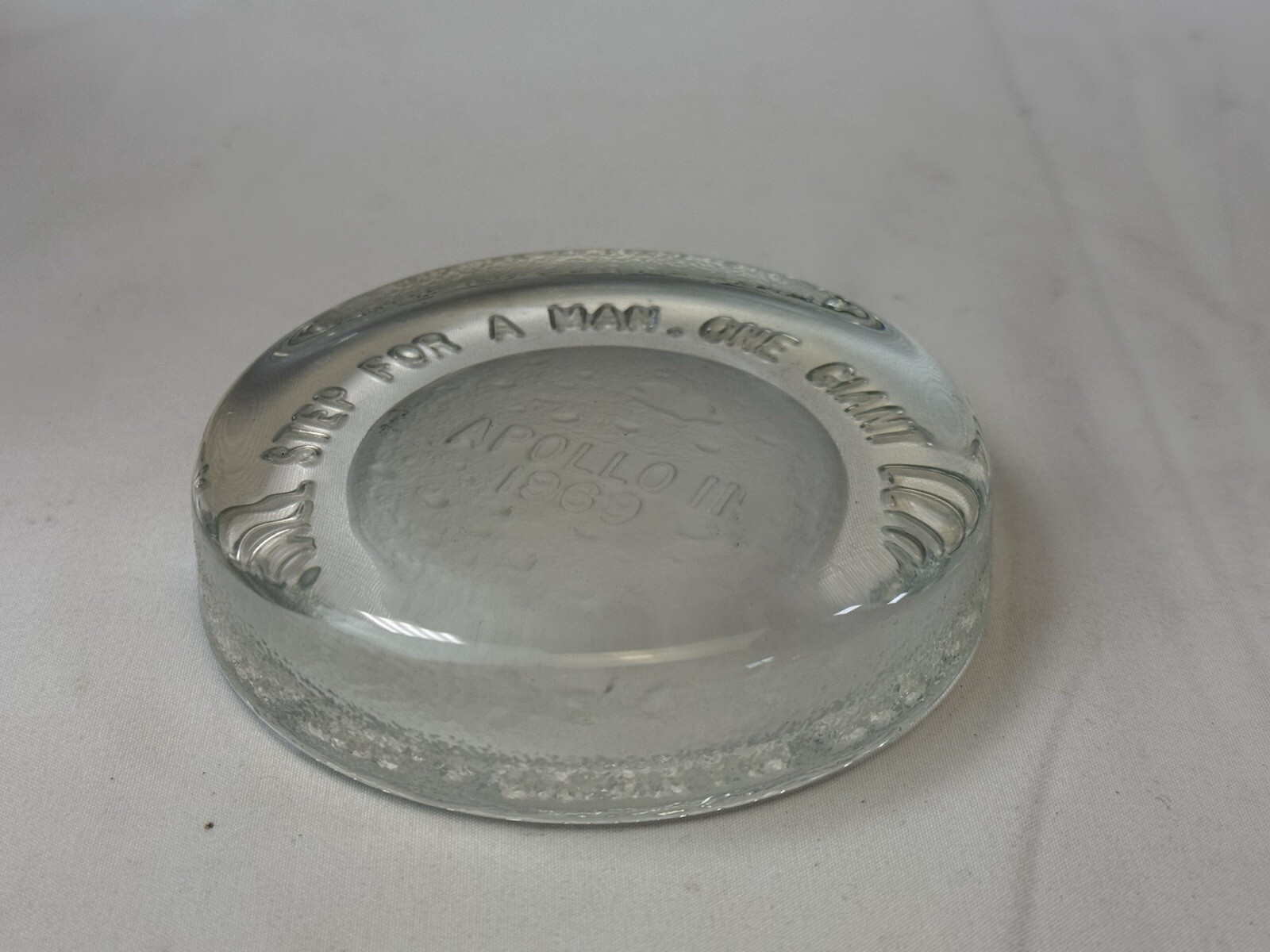 Apollo 11 1969 Moon Landing Paperweight Vintage 4″ Fenton Glass Collectible