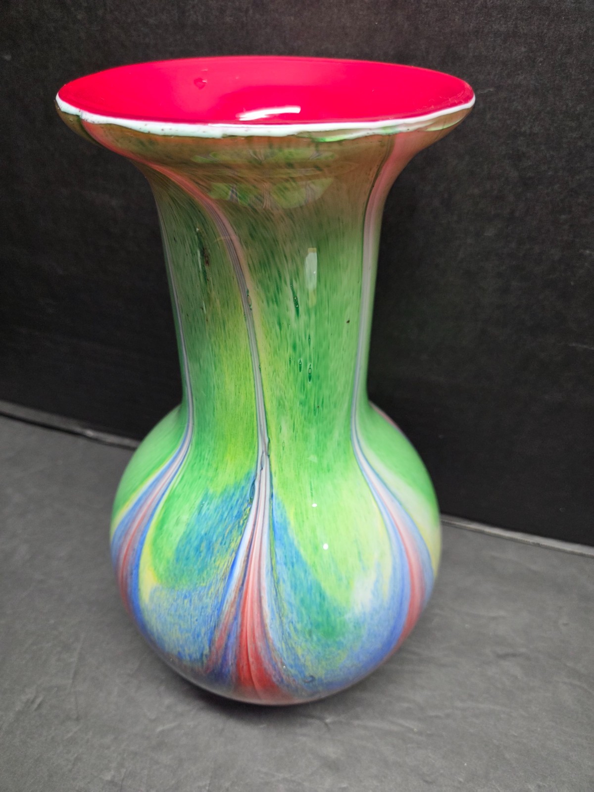 STUNNING HAND-BLOWN MURANO-STYLE MULTI-COLORED SWIRL ART GLASS VASE ~ EXCELLENT