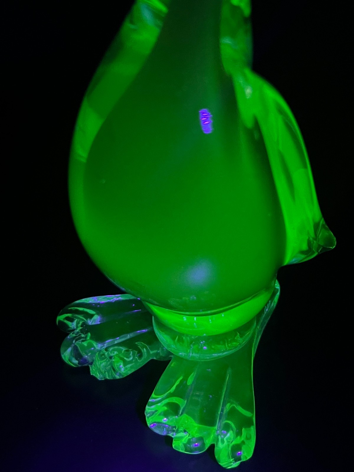Vintage Murano red green uranium Sommerso glass duck swan goose UV glow 8.5″