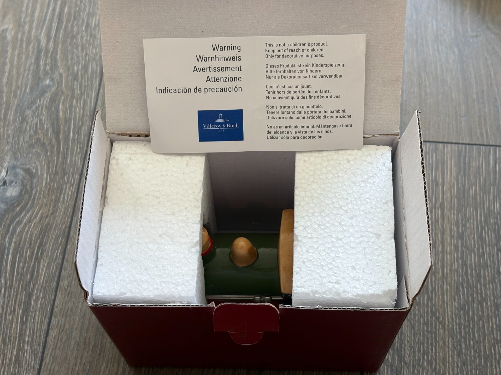 NEW Villeroy & Boch Christmas Toys Porcelain Train Trinket Box Hinged Jewelry Bo