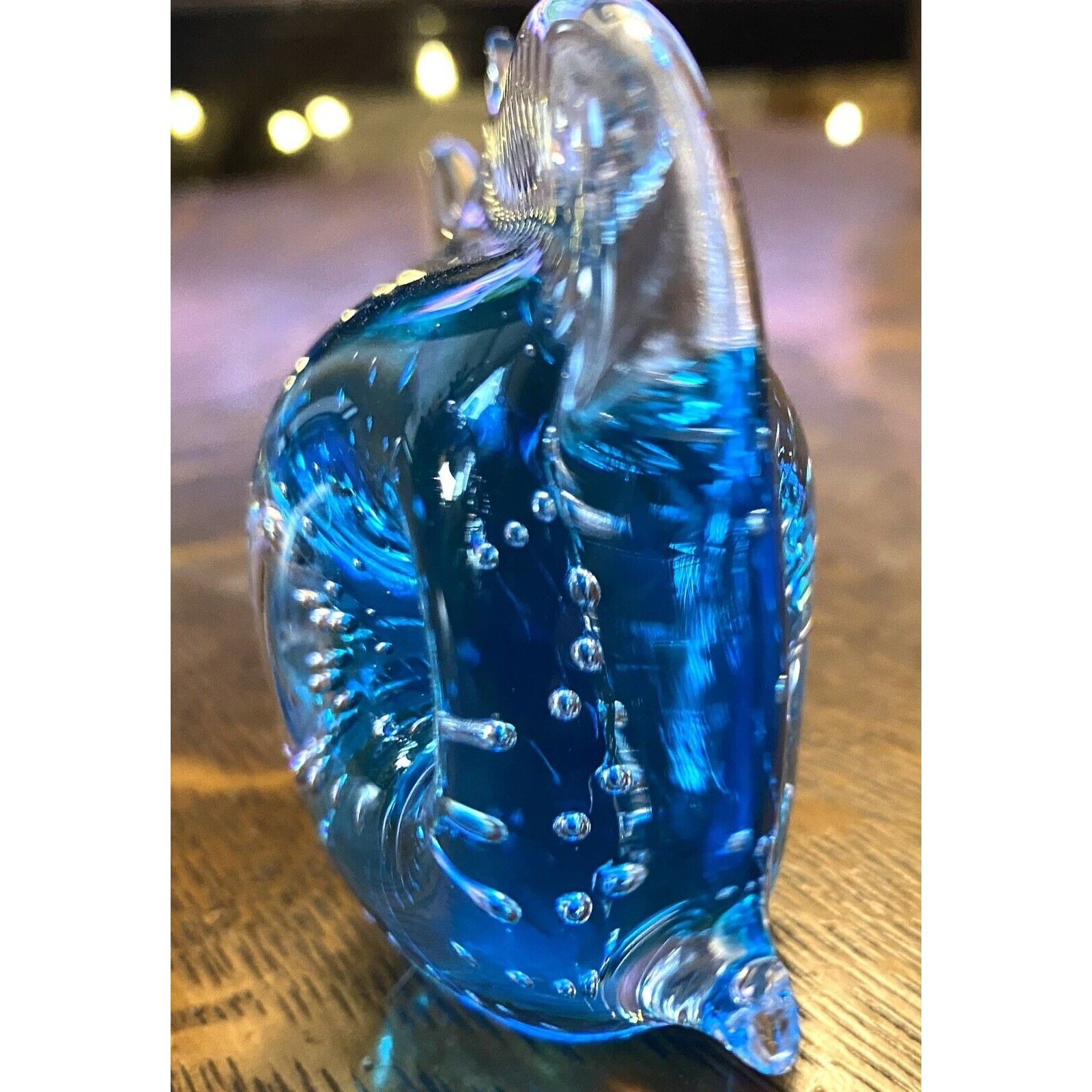 VTG ANTWERP SWEDEN ART GLASS BLUE FISH DECOR PAPERWEIGHT CLEAR POLISHED BASE