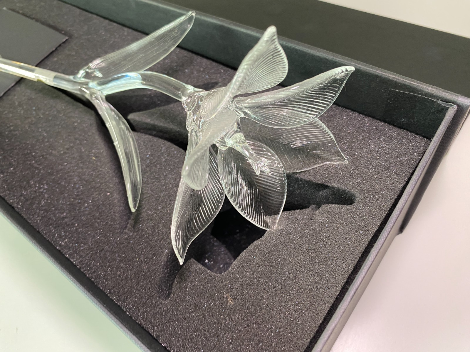 Waterford Fleurology Crystal Clear Lily Flower Sculpture 154655 w/ Box
