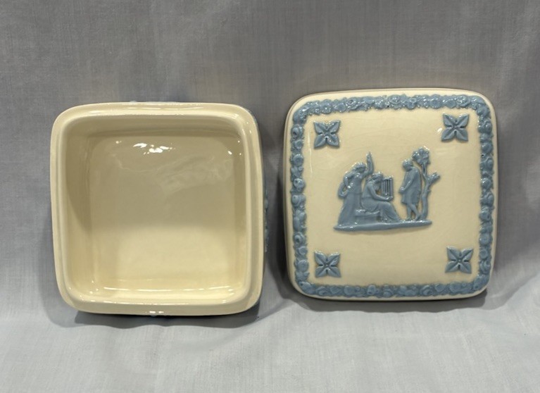 Wedgwood Lavender (Blue) on Cream Color SQUARE LIDDED BOX Embossed Grecian Motif