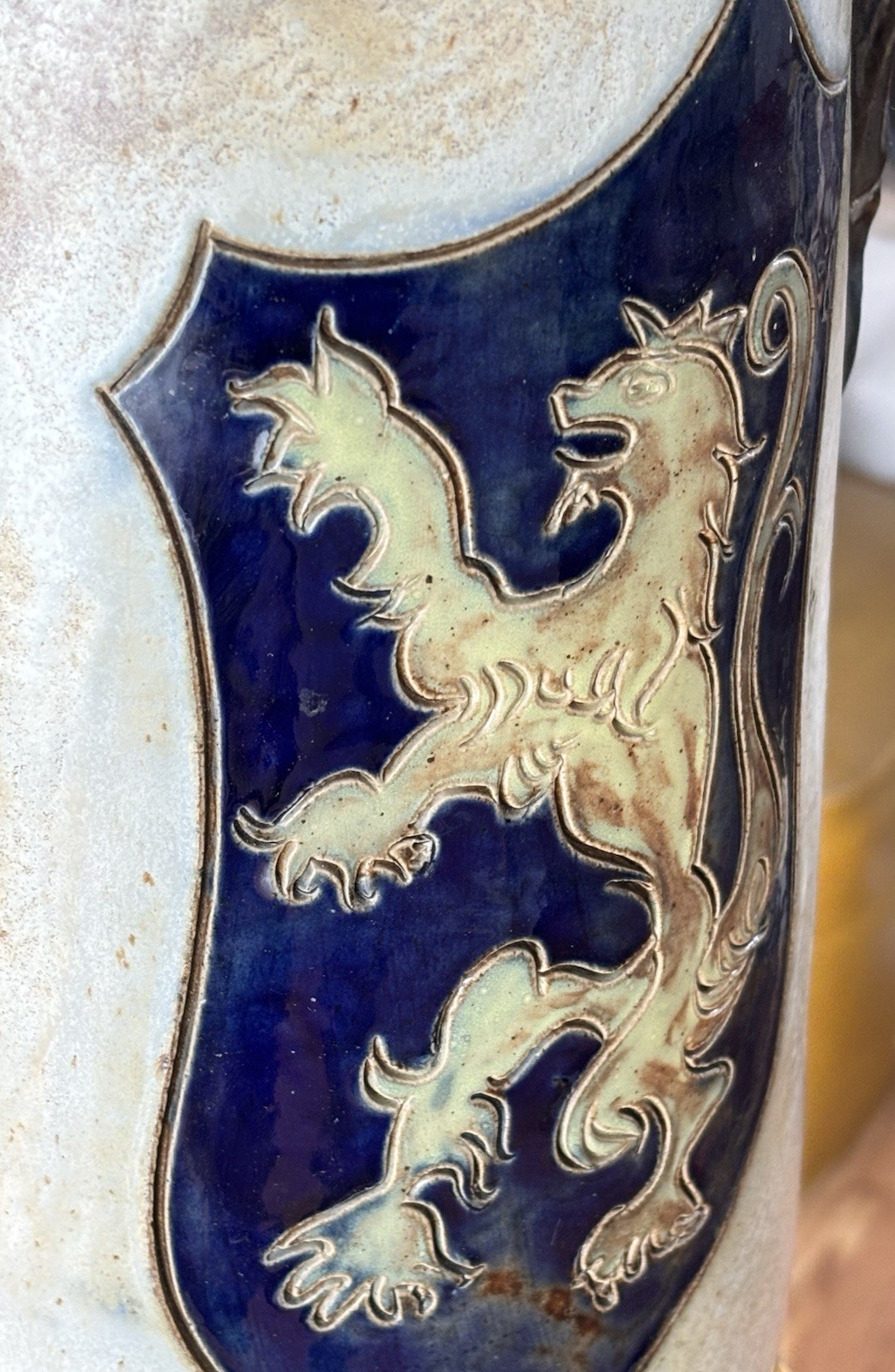 Roger Guerin Luxembourg Castle Lion Crest Salt Glaze Stoneware Art Deco Vase EUC