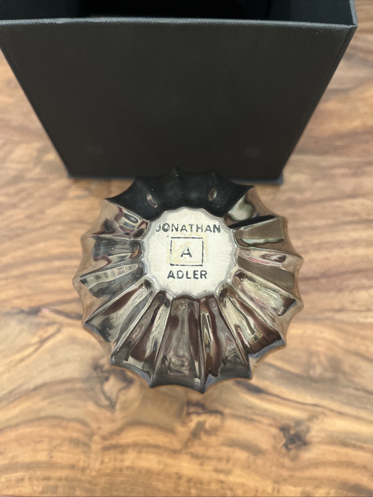 Jonathan Adler 4.25″ Vase – Platinum/ Silver/ Chrome Ribbed Double Gourd Pottery