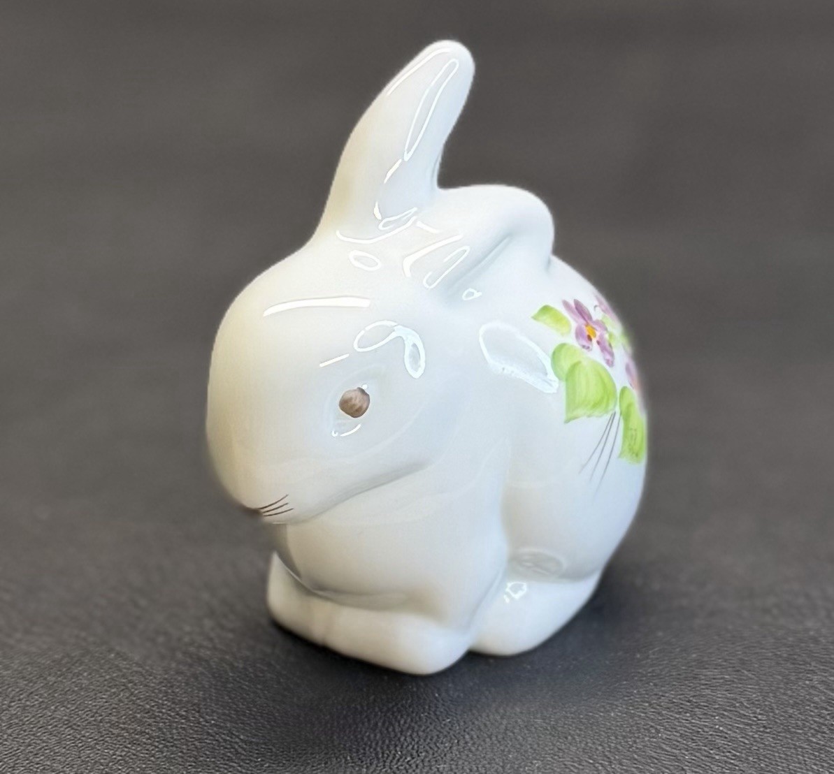Fenton Bunny ~ Hand Painted “Violets In The Snow” Milk Glass Signed Nancy R
