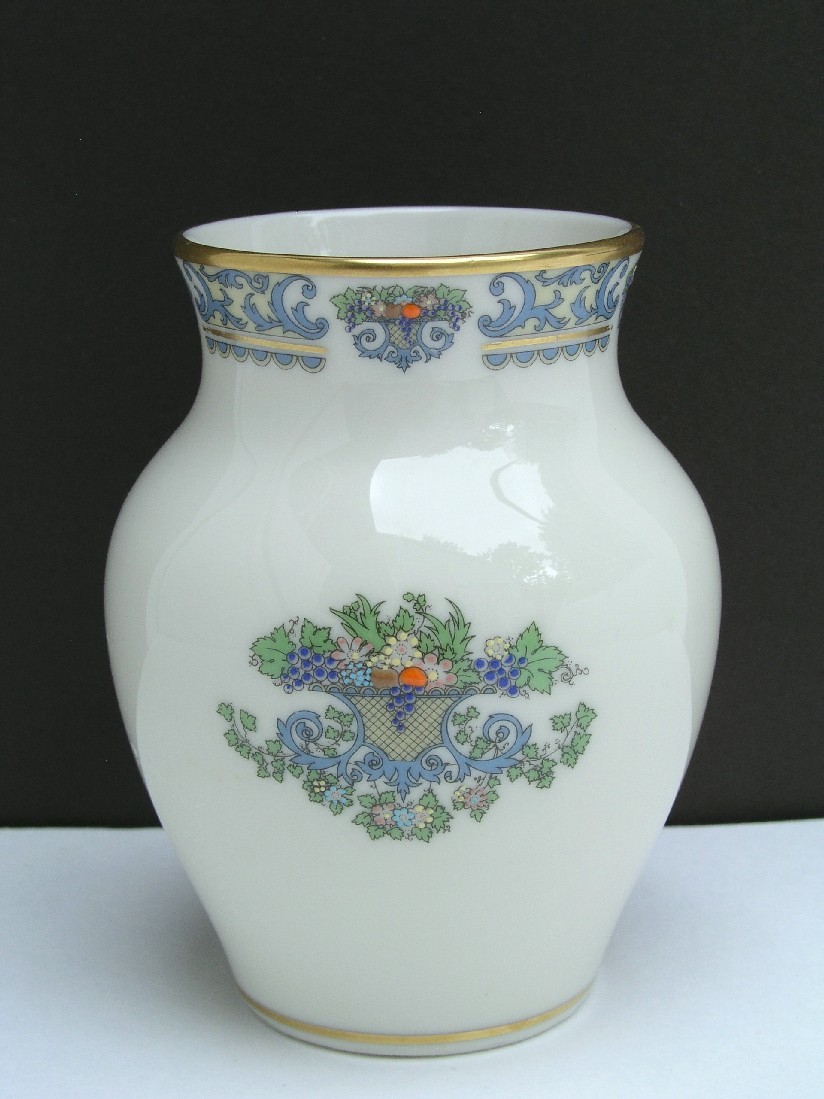 Lenox Porcelain “AUTUMN ” 4-1/2″ VASE