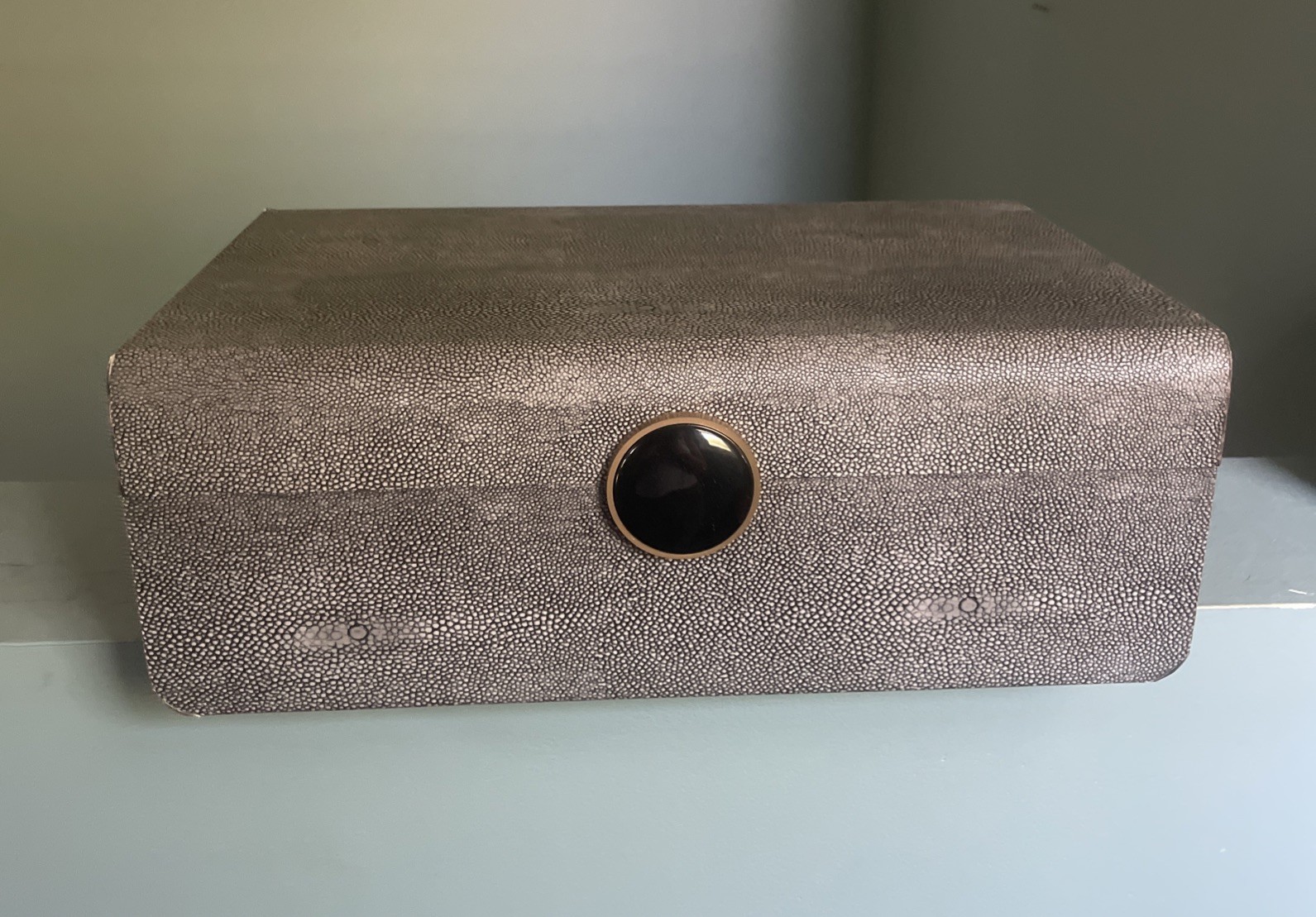 Uttermost Shagreen Pebble Lalique Art Deco Hinged Lid Decorative Box 17836