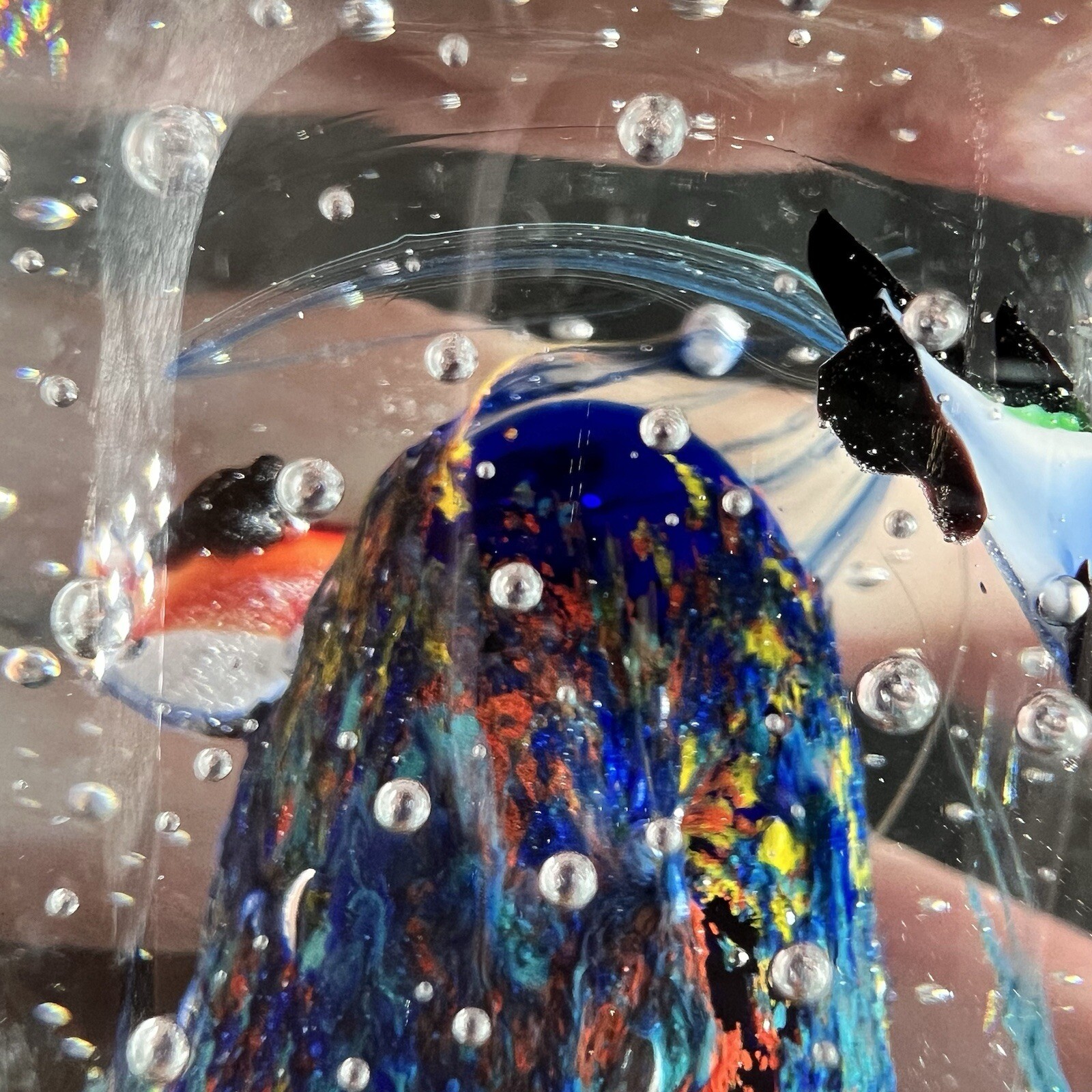 Art Glass Aquatic Paperweight Fish Aquarium Controlled Bubbles Cylinder Shape