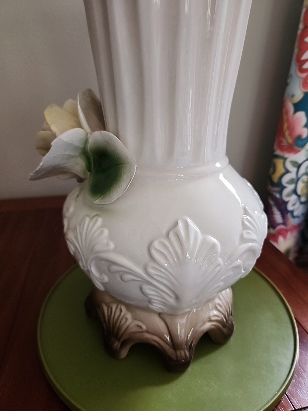 VINTAGE ITALIAN MADE NUOCA CAPODIMONTE VASE PINK AND YELLOW FLOWERS 14.5” A5-23