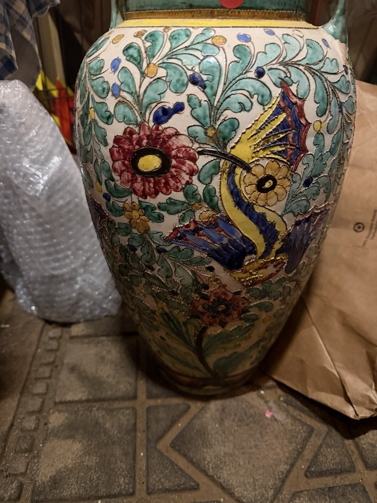 Large Majolica Sgraffito Italian Art Pottery Ceramic Vase w/ Handles