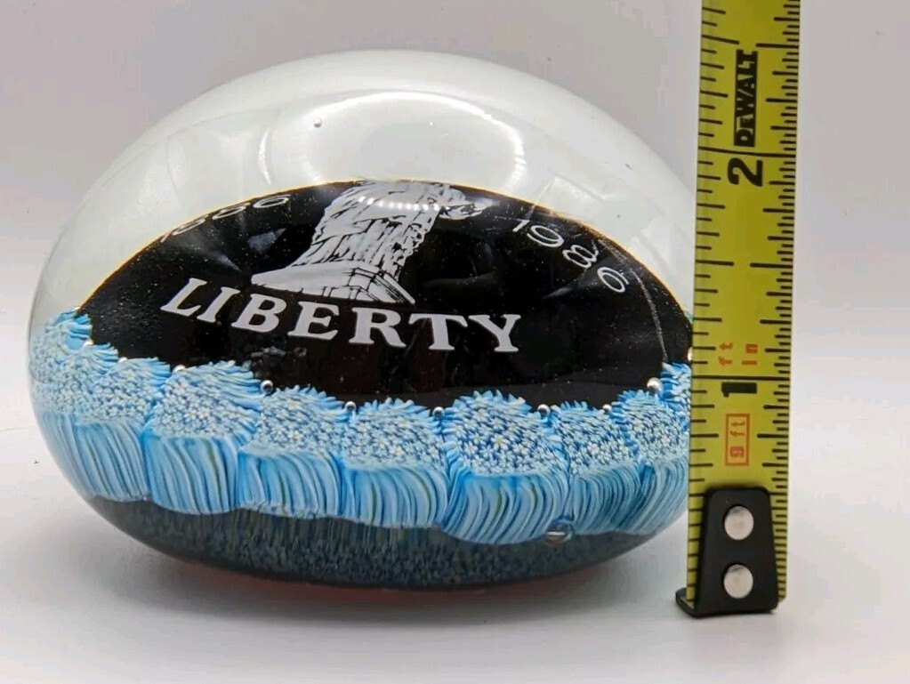 Vtg Murano Millefiori Statue Of Liberty Centennial 1986 Paperweight, Red Blue