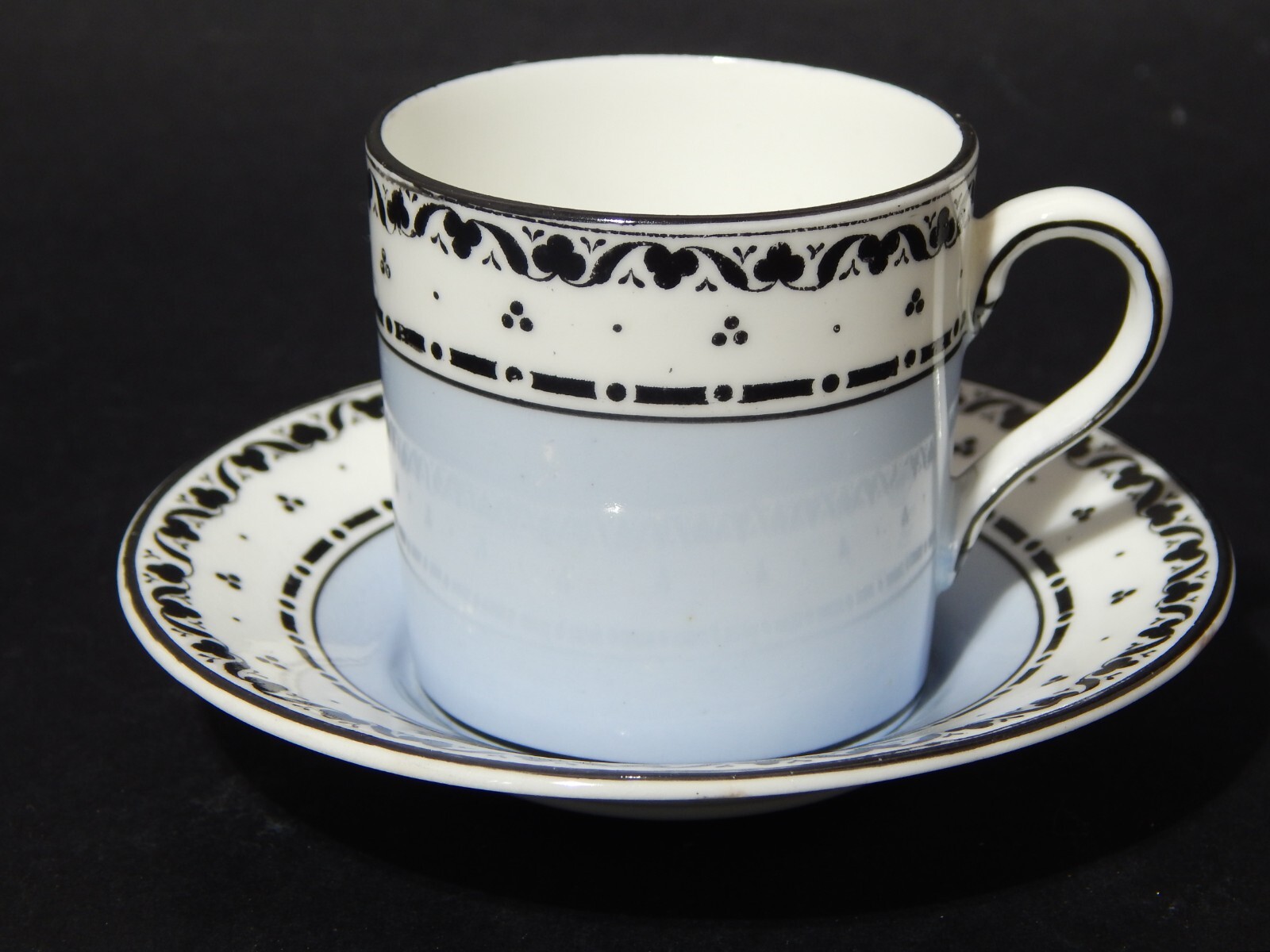 Rare Antique Edwardian Period English Fine Porcelain Crescent Cup